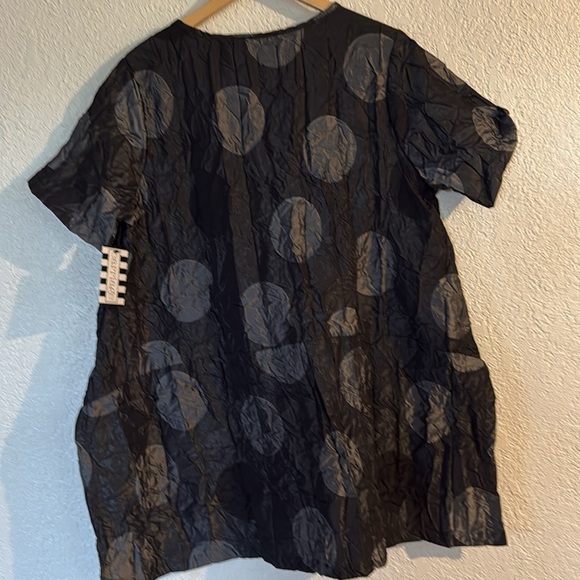 KOZAN Black Oversized Boxy Short Sleeve Blouse - Picture 4 of 8